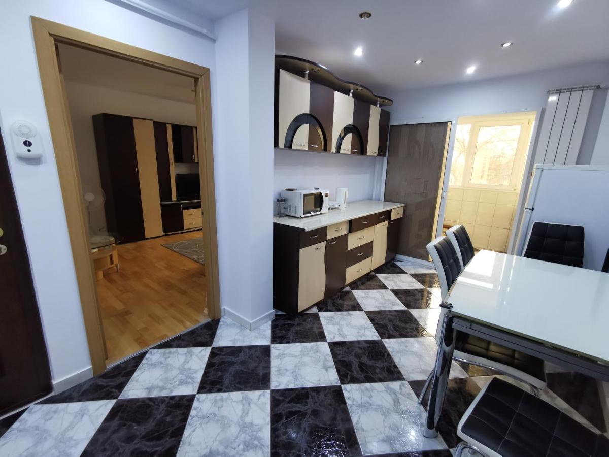 Feelhome Apartment Călimăneşti Eksteriør billede